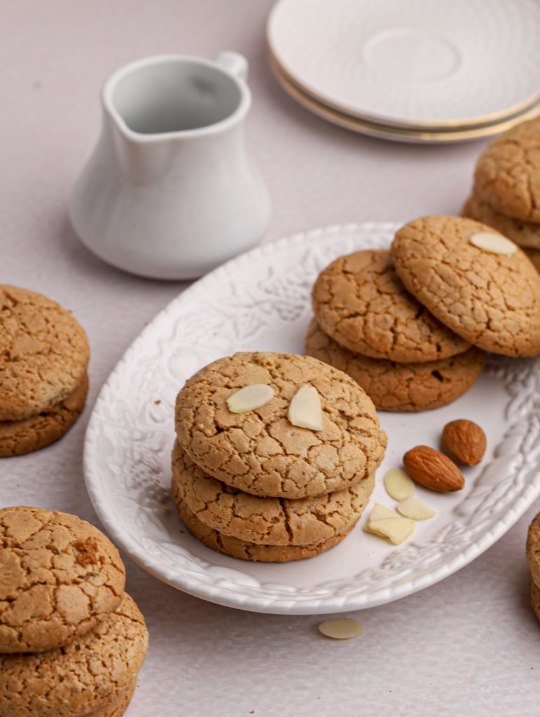 Walnut Crackle Cookies