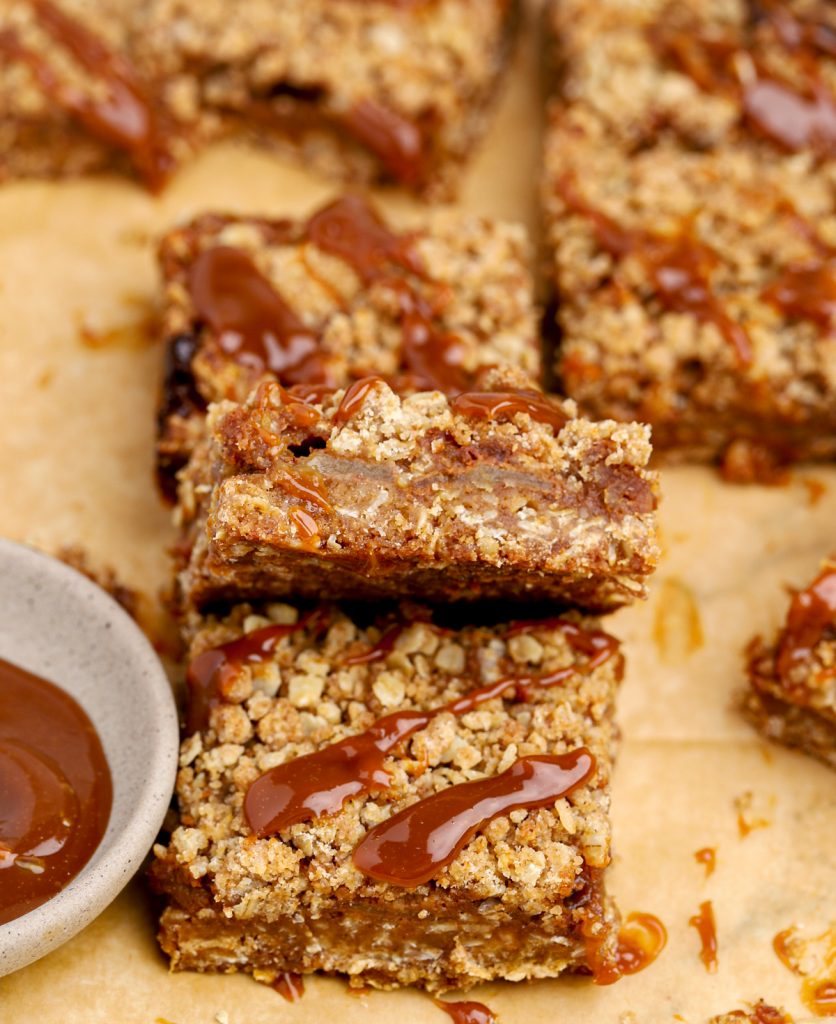 Apple Crisp Bars