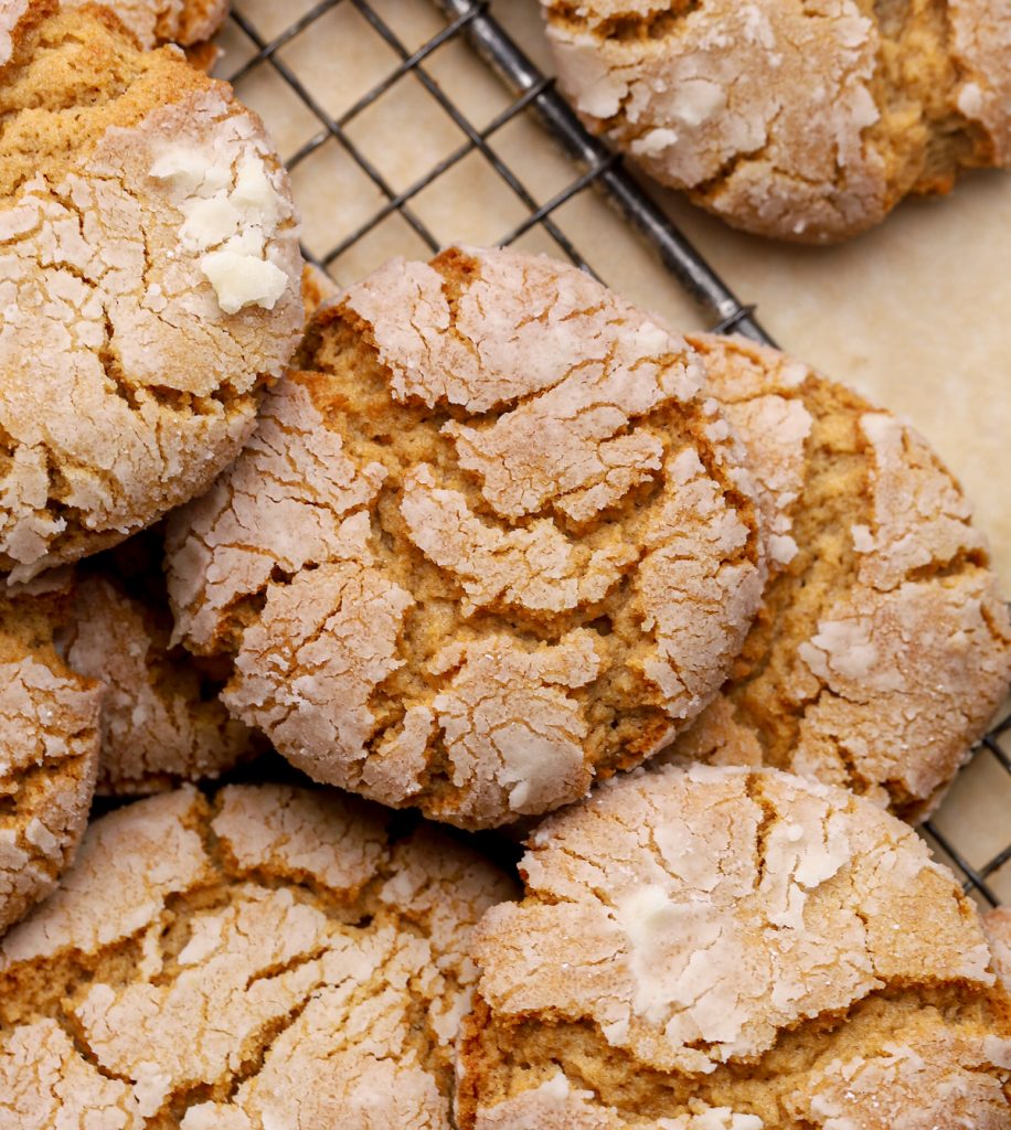 Peanut Butter Crackle Cookies