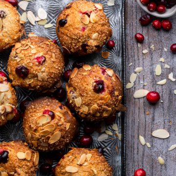 Almond-Cranberry-Muffins