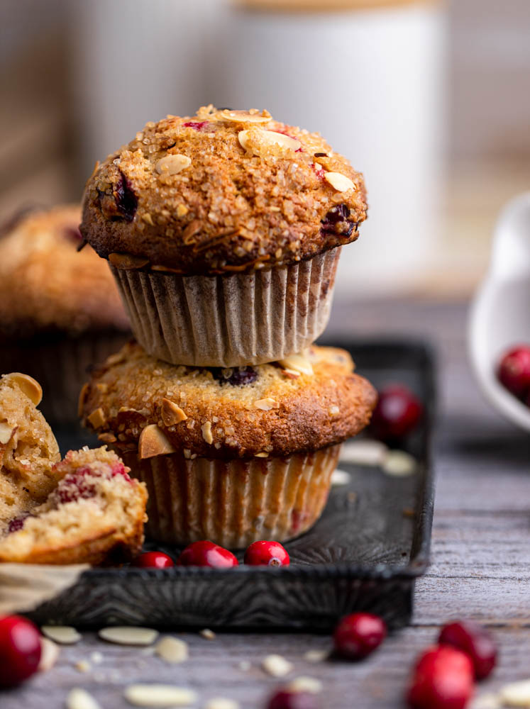 Almond-Cranberry-Muffins