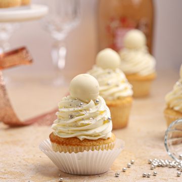 White Cupcakes