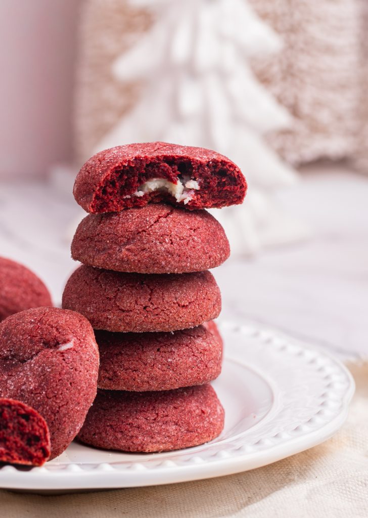 Red Velvet Stuffed Cookies