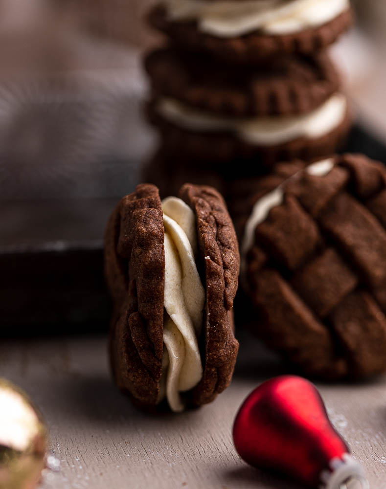 Chocolate Lattice Cookies