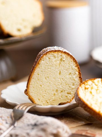 White Almond Cake